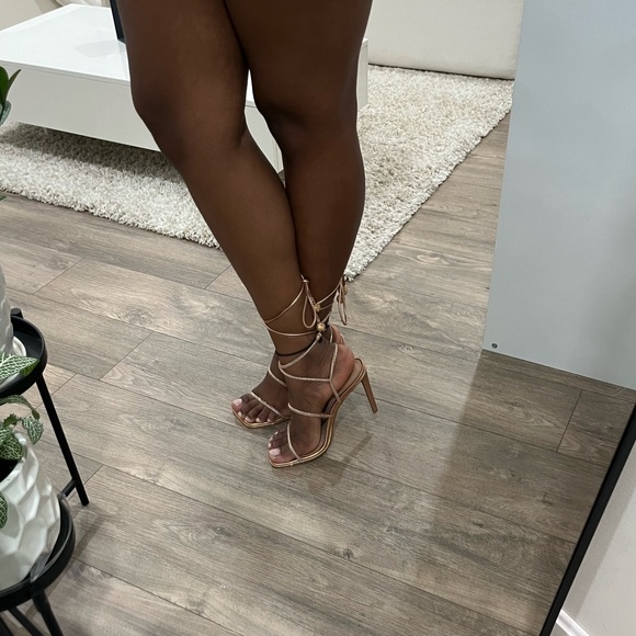 STEVE MADDEN: Unveil rose gold 11 - Picture 4 of 9